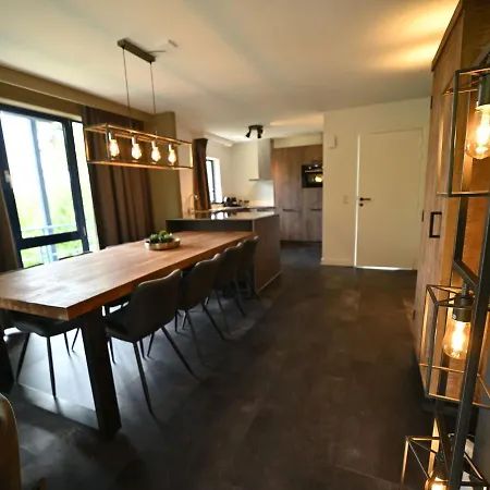 Appartement Modern With Dishwasher Close To